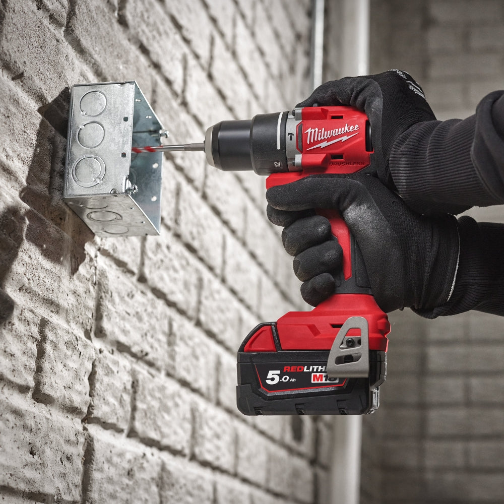 M18™ Compact Brushless Hammer Drill - M18 BLPDRC-502C Milwaukee 