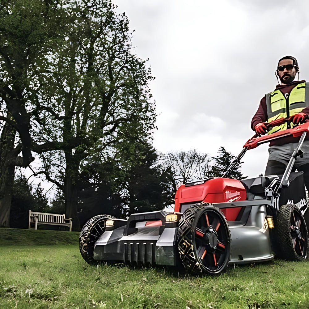 3 IN 1 Self-Propelled Lawnmower M18 FUEL™ Dual Battery 53 CM M18 F2LM53-0 Milwaukee 