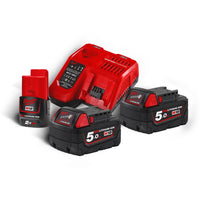 Energy Kit M18 NRG-502 2 X Batteria 5.0 AH (18V) + 1 X Batteria  2 AH (12V) Extra + 1 X Caricabatterie Rapido M12-18 FC