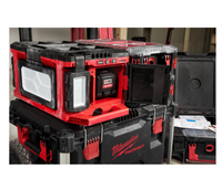 M18 POALC-0 PACKOUT™ Headlight and Battery/Power Charger Milwaukee 