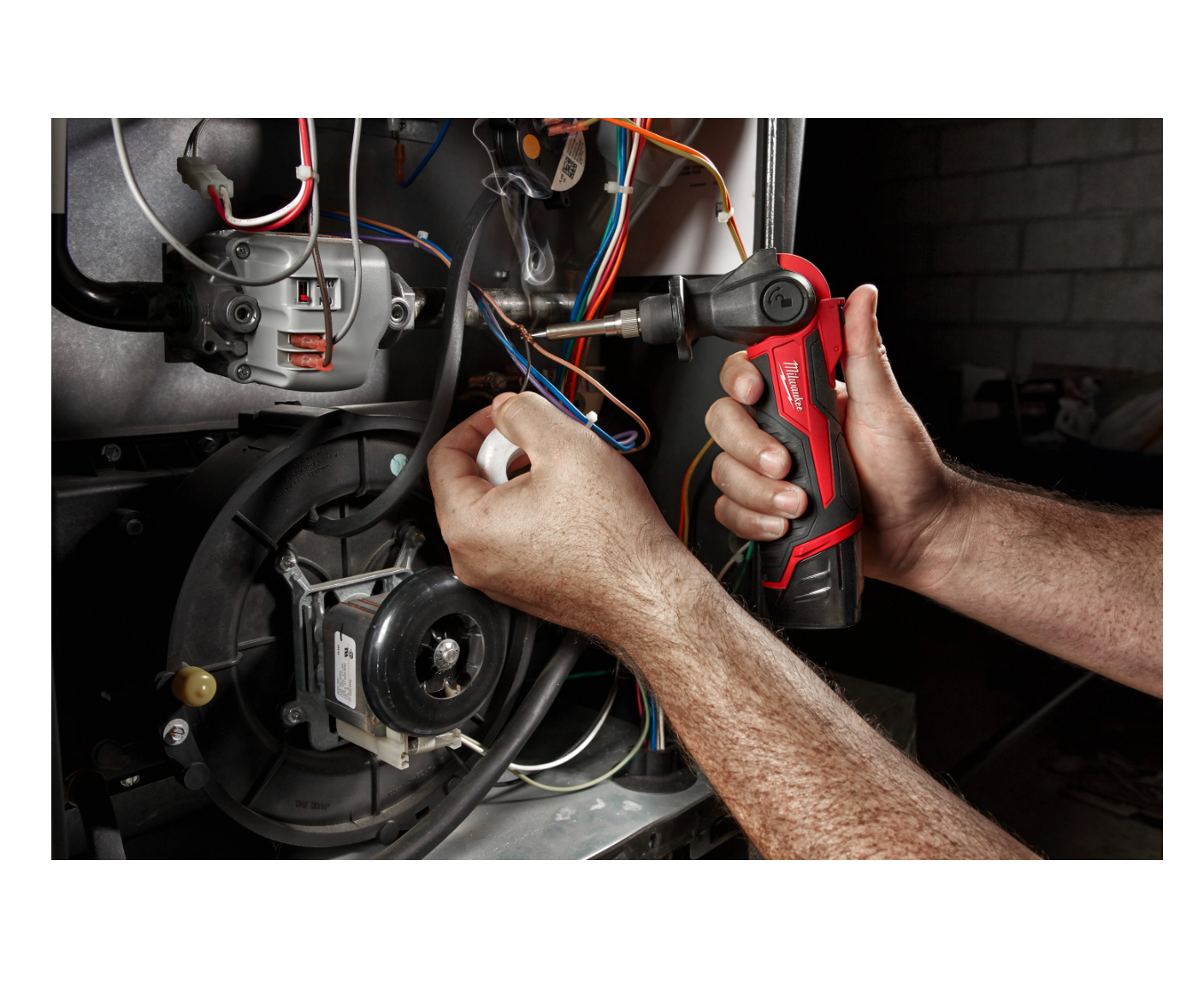 Milwaukee M12 SI-201C Compact Welder 