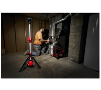 M12™ 1,400 Lumen Tripod Light Tower M12 SAL-0 Milwaukee 