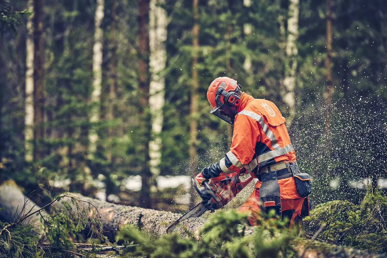 Husqvarna 560 XP Mark II Professional Chainsaw